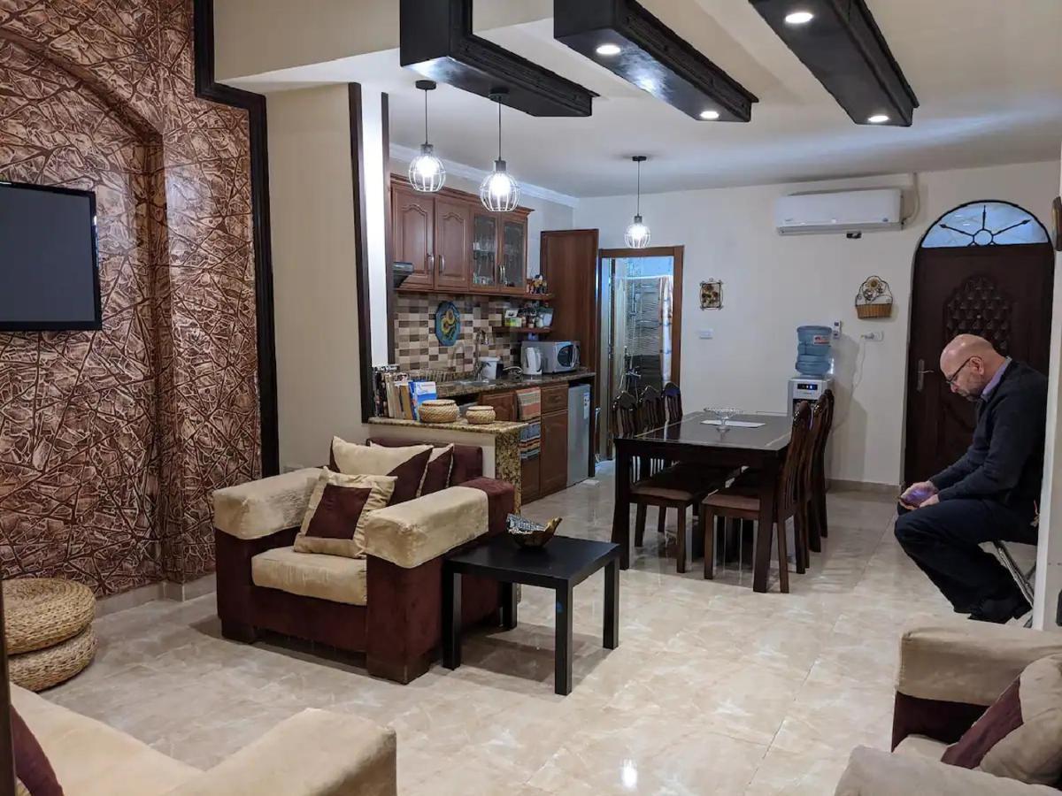 Khirfan Crown Houses -Downtown Amman Buitenkant foto
